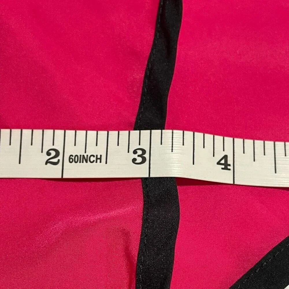 ‘Playful Pink’ Nike Dri Fit Womens Small 3